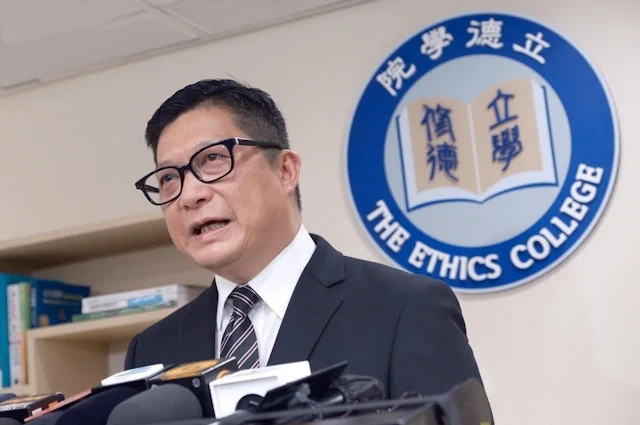乱港分子对江旻憓人身攻击，香港保安局长发声