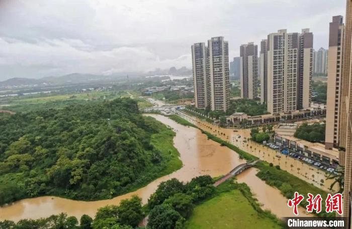 广东录得最大雨量352毫米 中北部持续强降水