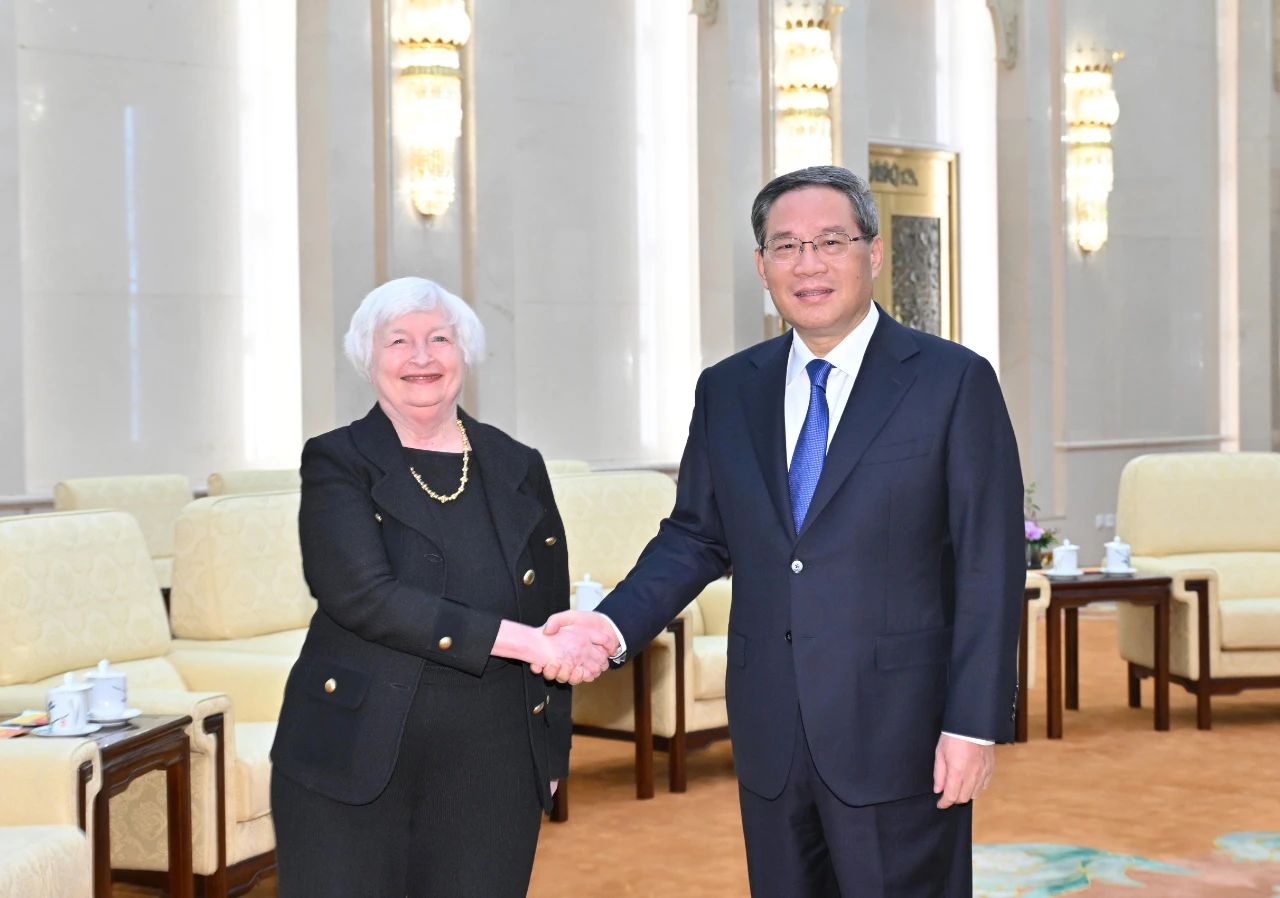李强会见美国财政部长耶伦